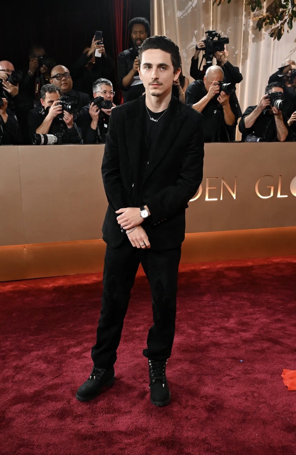  Мила Кунис, Джулия Робертс и Майли Сайрус