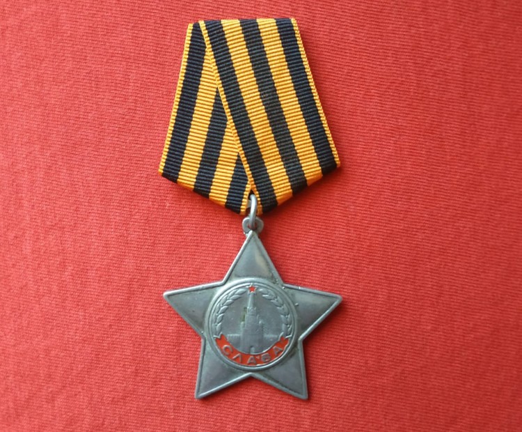 Орден Славы III степени. Фото: пресс-служба МВД Якутии