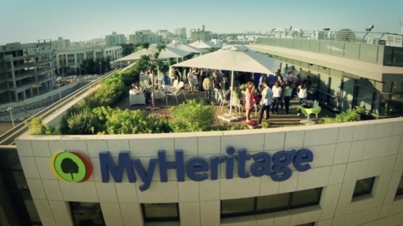 Сервис MyHeritage с функцией оживления людей на фото набирает популярность