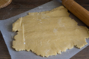 Песочное тесто для пирога – рецепт на сметане