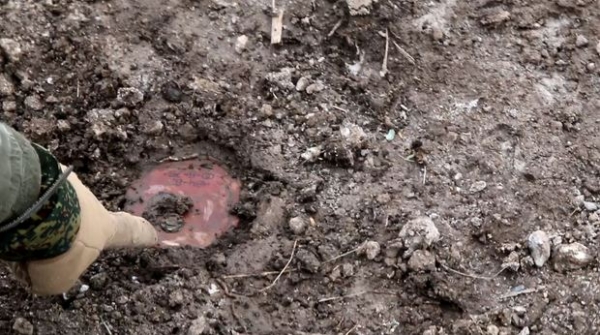 Подрыв автомобиля ОБСЕ: Сапёры в ЛНР ликвидировали 2 мины и растяжку рядом с местом трагедии
