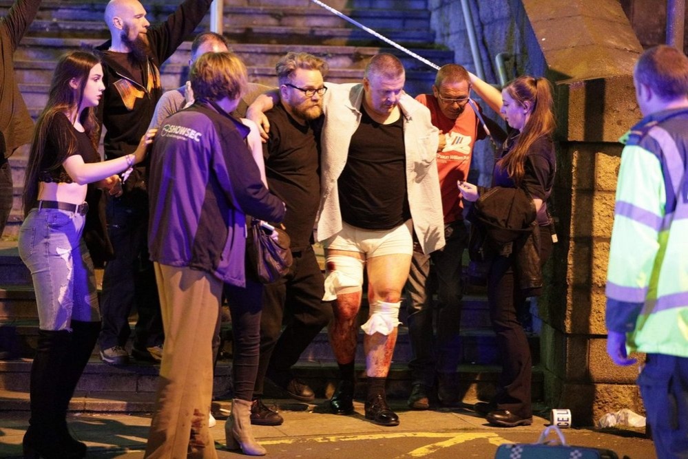 Взрыв в Манчестере: комментарии очевидцев