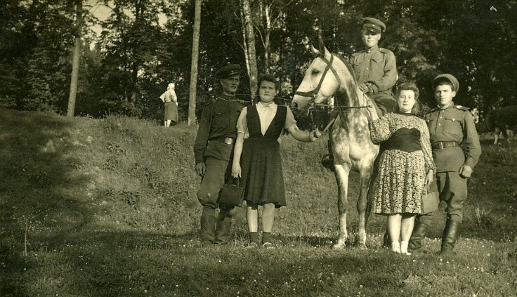 Охотники на бандеровцев: подборка фотографий конца 40-х годов Дальние дали