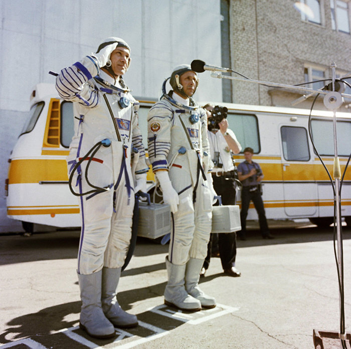 «Салют-7»: как два космонавта долетели до заброшенной станции и починили ее космос, ссср, салют-7, длиннопост