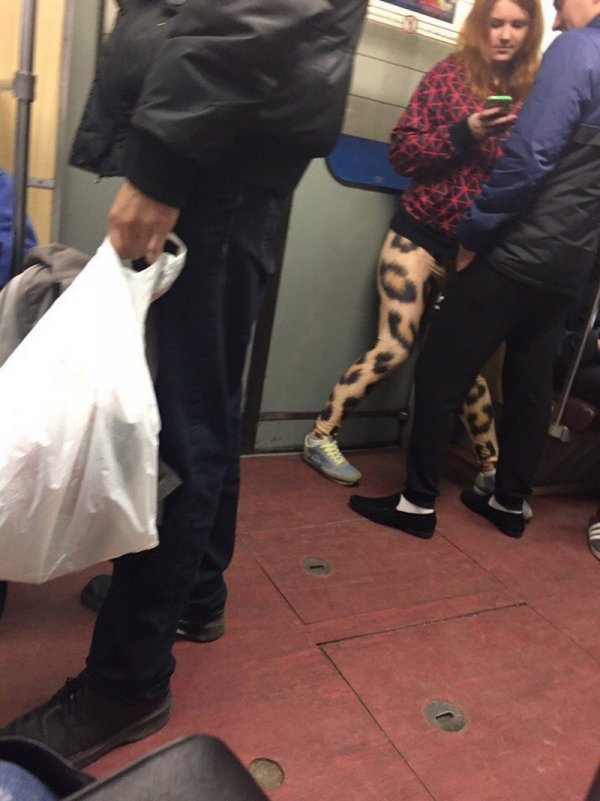 Модники и чудаки из метро  смешные картинки,фото-приколы,юмор