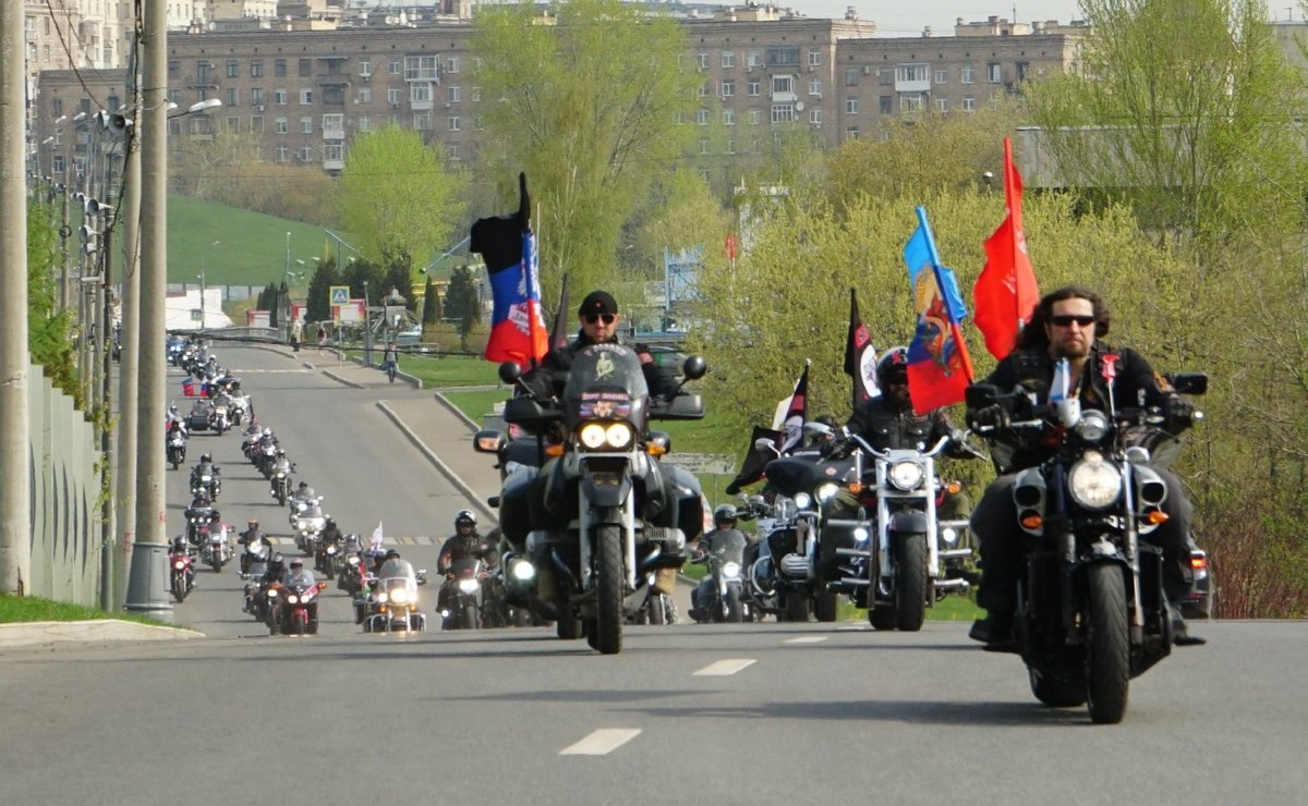 Мотоцикл хирурга из ночных Волков