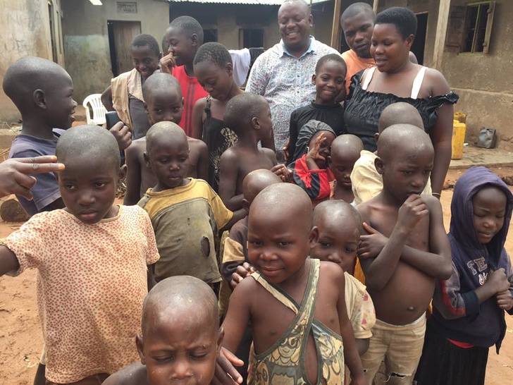 Ее продали будущему мужу в 13 лет: история многодетной матери, которая родила 44 ребенка 