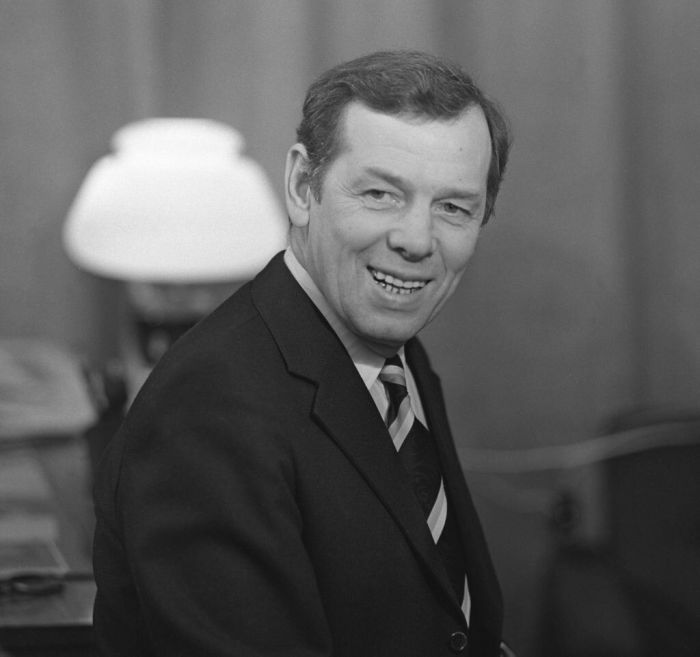 10 знаменитостей, которые были незаслуженно осуждены во времена СССР 10 знаменитостей, которые были незаслуженно осуждены во времена СССР