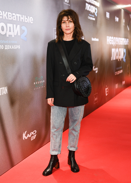 Ирина Горбачева, Елена Малышева и другие гости премьеры фильма "Неадекватные люди 2" Звезды,Красная дорожка