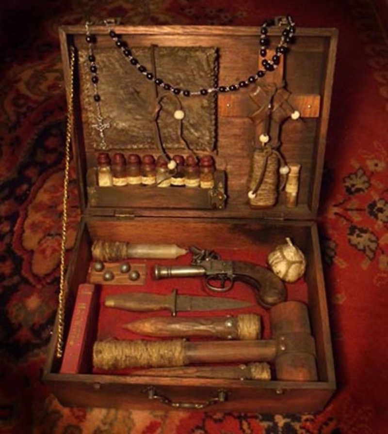 Комплекты для охоты на вампиров артефакты, вампиры, история, мистика, тайны, экзотика