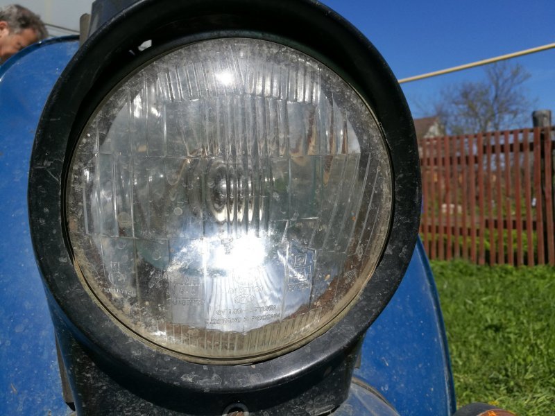 Трехколесный грузовой мотороллер Трехколесный грузовой мотороллер