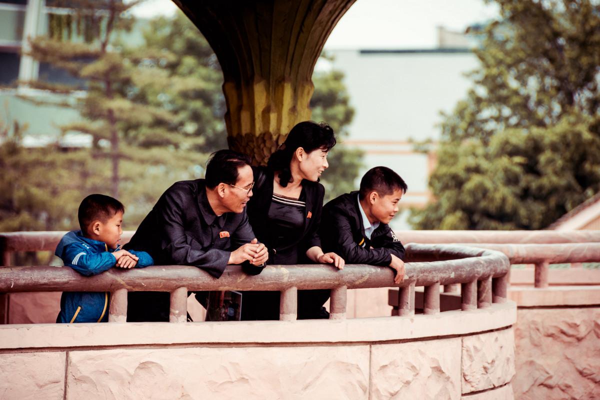 «Чосон» Дениса Давыденко: объективная нереальность из Северной Кореи «Чосон» Дениса Давыденко: объективная нереальность из Северной Кореи