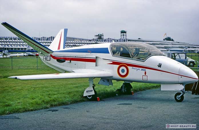 Самые маленькие самолеты: Microjet 200