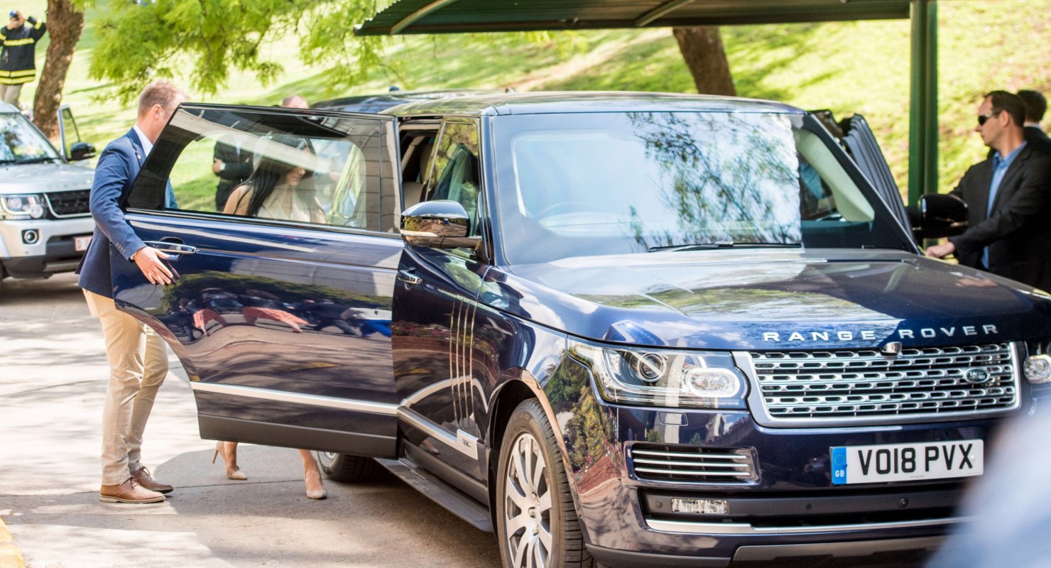 Королевский автопарк — на чем передвигаются принц Гарри и Меган Маркл Автомобили