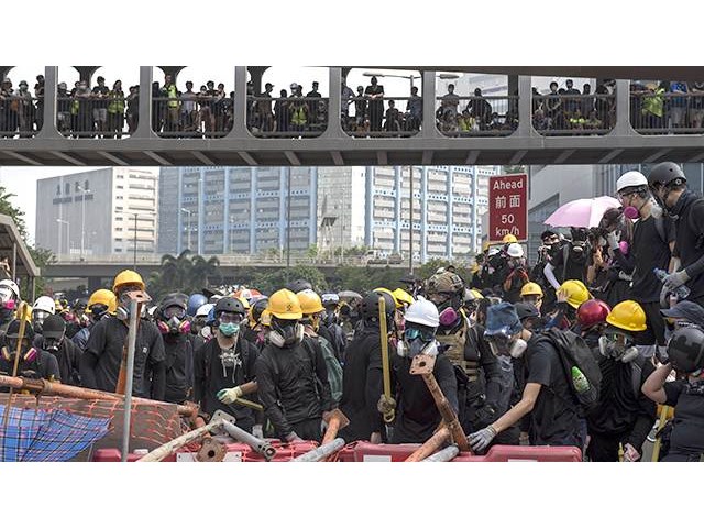 Потомки пиратов действуют привычным способом геополитика