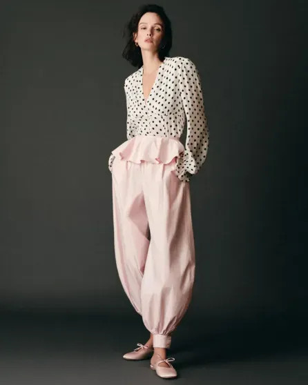 Паулина Андреева снялась в образах российского модного бренда АндрееваПаулина, Паулина, актриса, Бондарчука, Андреева, роман, одного, моделью, ИсаковойФото, Светланой, Бондарчук, стала, больше, времени, проводить, поездках, границу, Недавно, время, таких