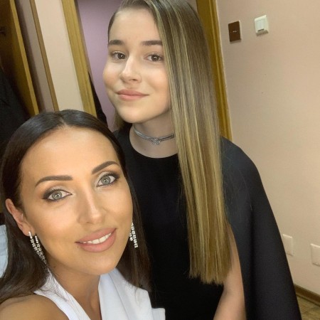 Алсу поздравила дочь Микеллу Абрамову с днем рождения: "Ты с мудростью преодолеваешь трудности" Дети,Дети знаменитостей