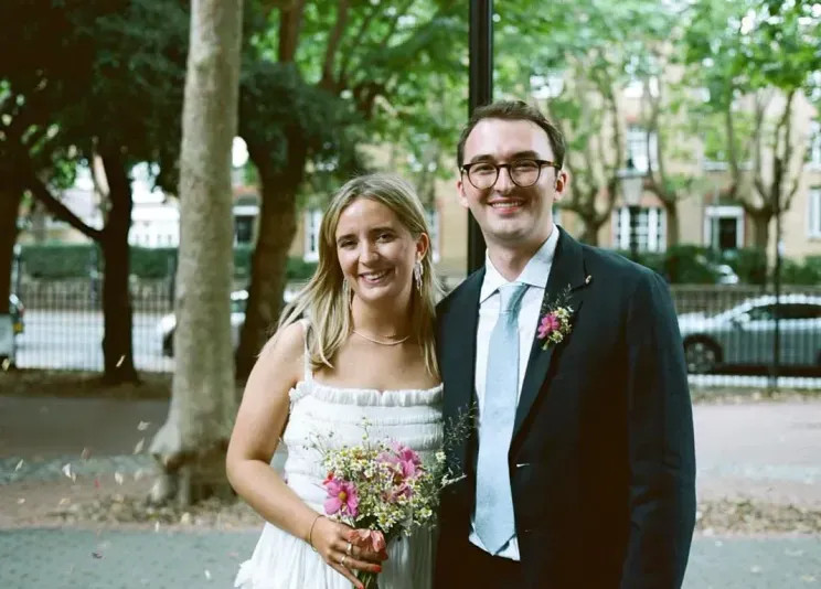 Айзек Хемпстед-Райт с невестой