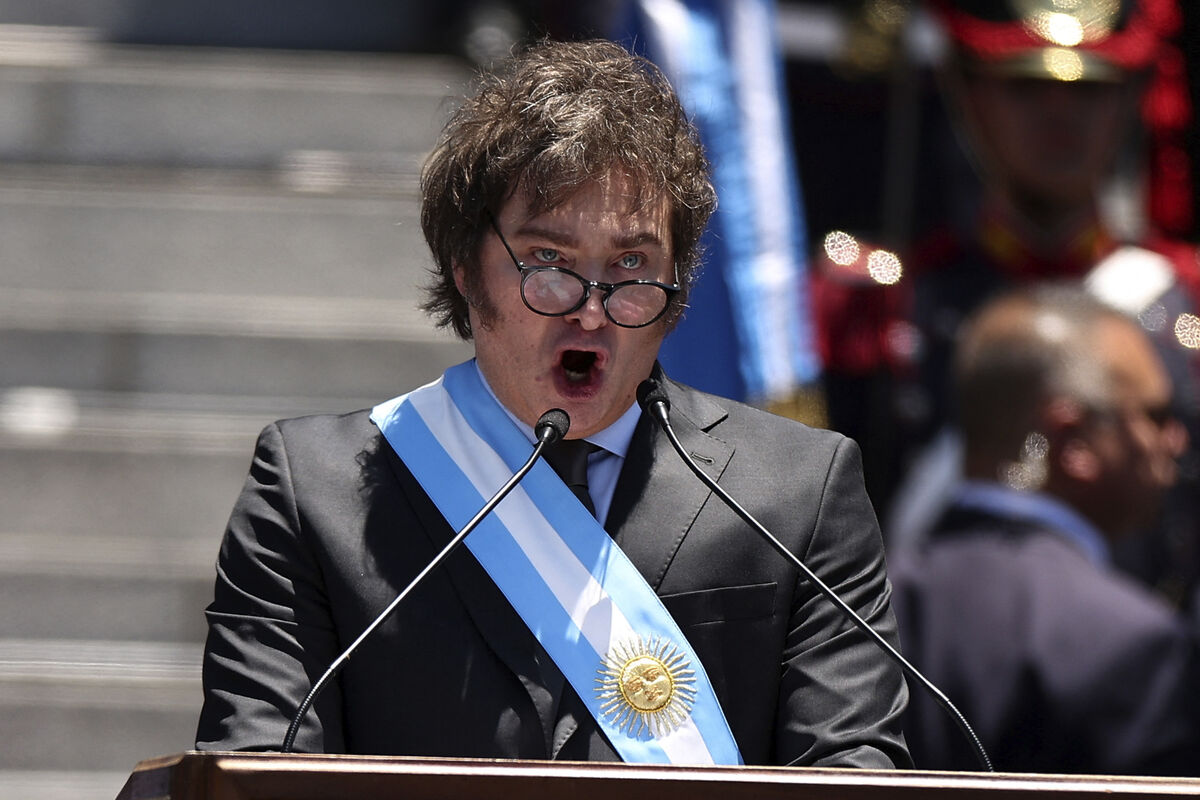 Президент Аргентины Милей спел песню группы 
