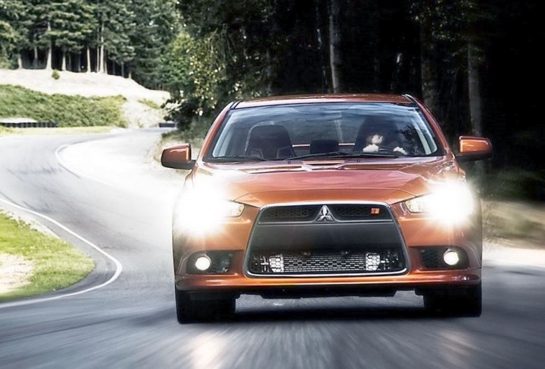 Ближний свет, «противотуманки», ДХО и «габариты». Что из этого нужно/можно включать днем?