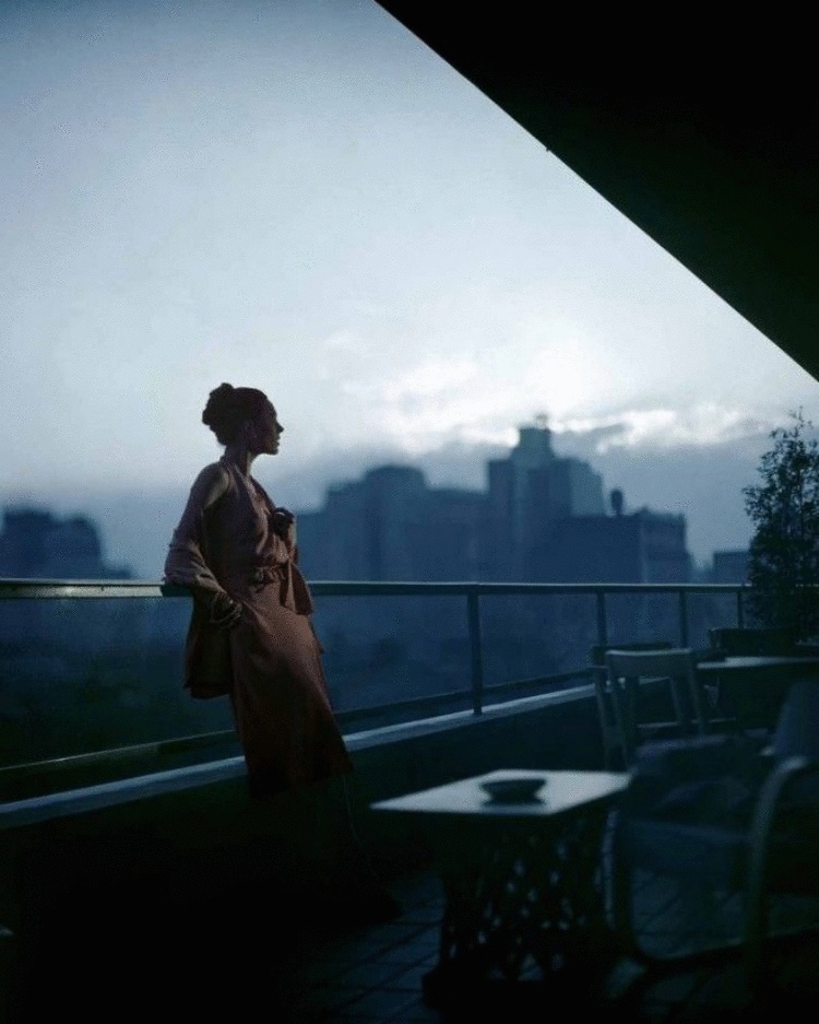 Гламурные 40-е в цвете и отличном качестве 