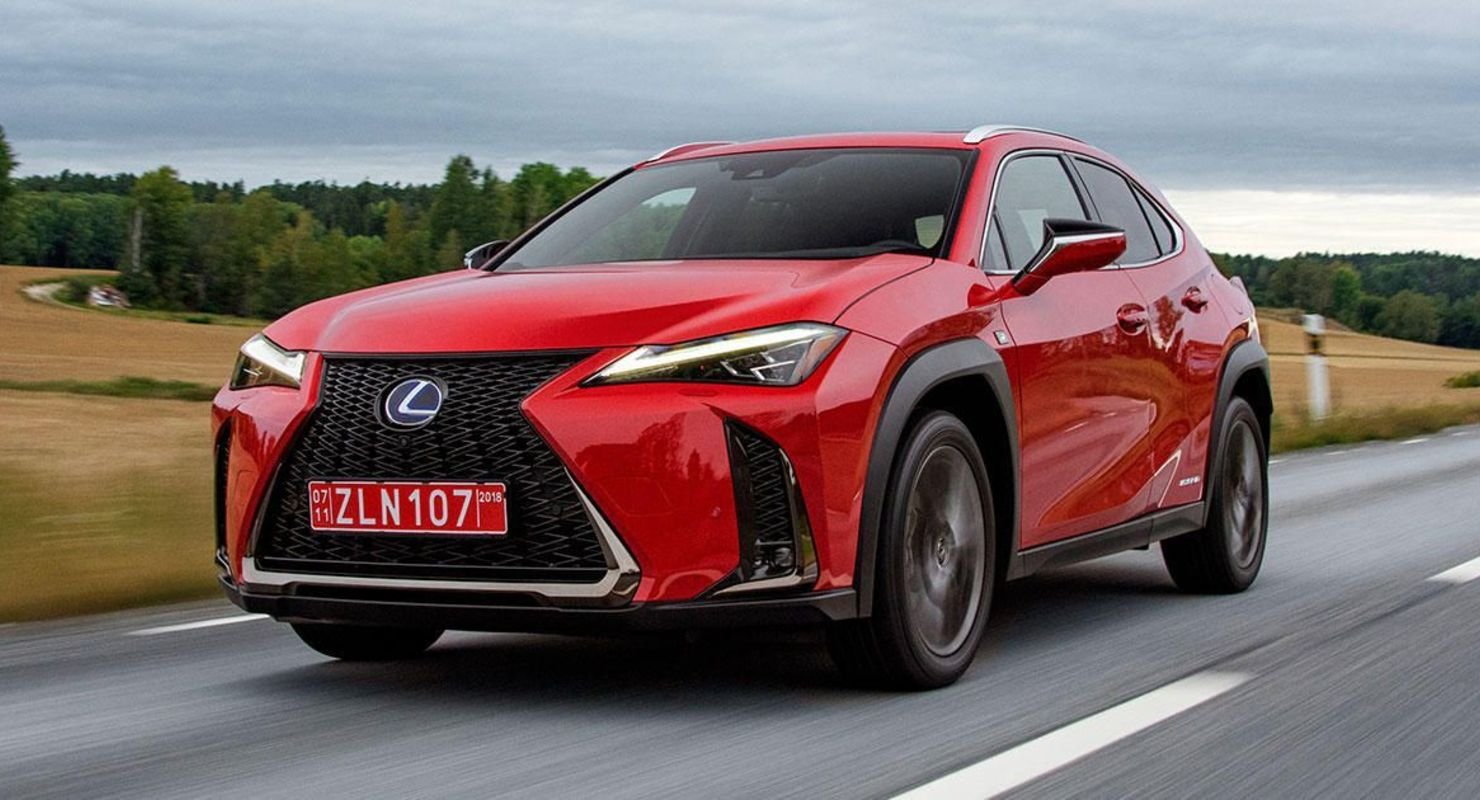 Стильный компакт-кроссовер премиум класса Lexus UX