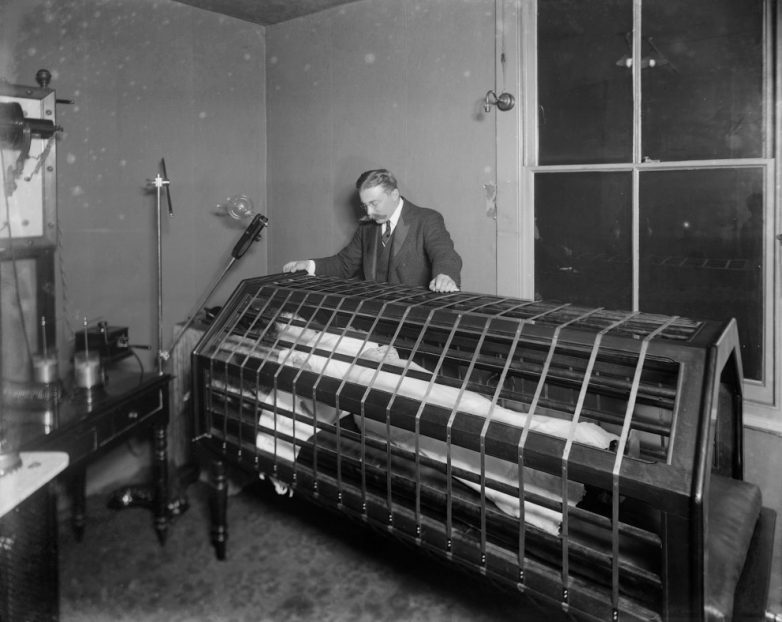 Жутковатое медицинское оборудование прошлого Жутковатое медицинское оборудование прошлого