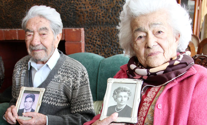 Самая пожилая пара в мире: мужчина и женщина познакомились 80 лет назад, а сегодня их суммарный возраст 214 лет