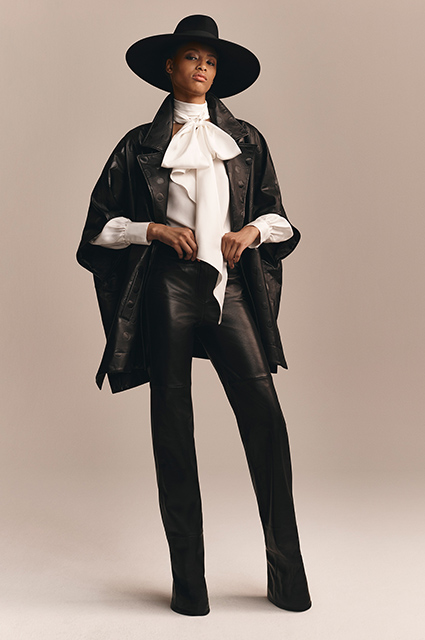 Баухаус, power dressing от Зендаи и гардероб путешественниц: смотрим новые осенние лукбуки Лукбук