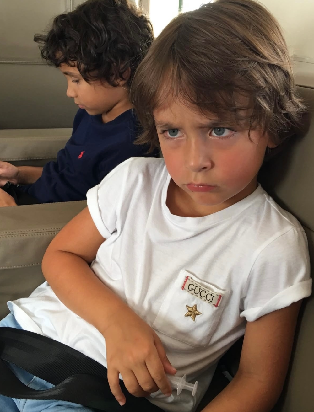 Голубоглазый красавец: в Сети обсуждают фото повзрослевшего сына певицы Зары — Максима артистки, назад, «Какой, певицы, менее, исполнительница, написала, школе, мужем, сейчас, Максима, мальчик, прекрасный, рождения, участница, также, исполнилось, рассказывала, фотосоцсетиВ, отношения