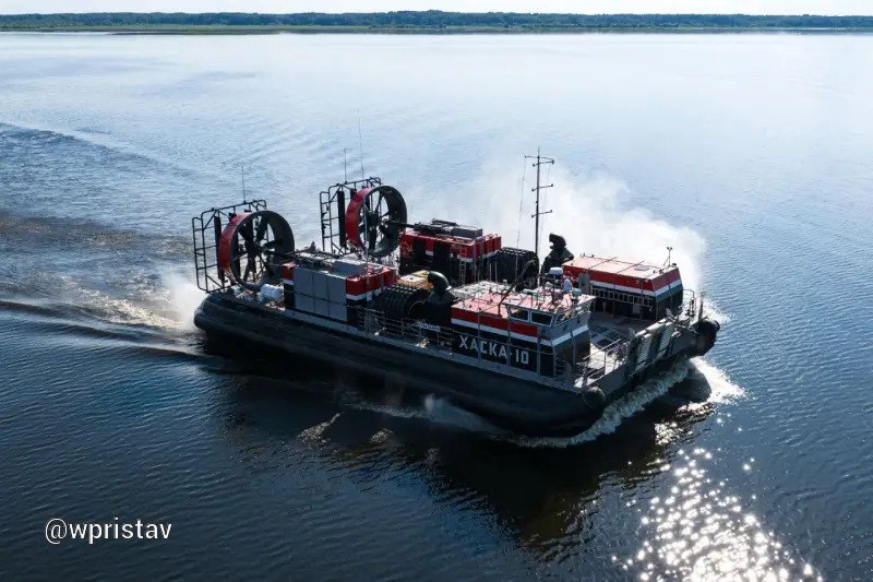 На Рыбинском водохранилище начались ходовые испытания судна на воздушной подушке
