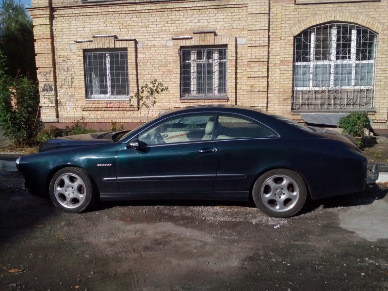 В основе автомобиля лежит купе Mercedes-Benz CLK. Соответственно, авто-донор поделился и кожаным салоном, двигателем, и всеми современными опциями вроде климат-контроля и электроприводов. mercedes, авто, автомобили, газ, газ м20, газ победа, самоделка, своими руками