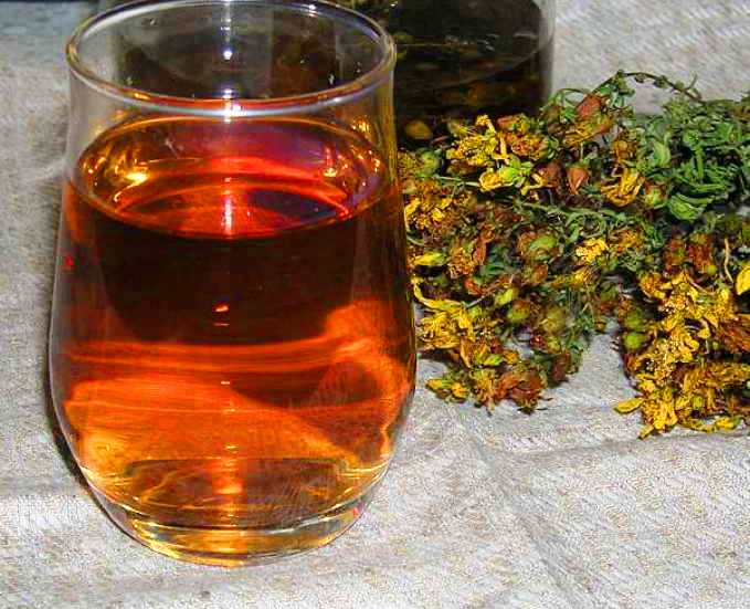 Опасный остеохондроз: какие лекарства и народные средства помогут исцелиться