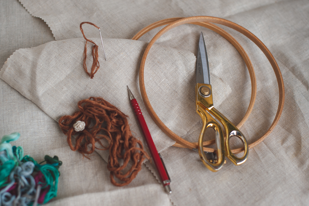 DIY: вышивка в интерьере вышивка,мастер-класс