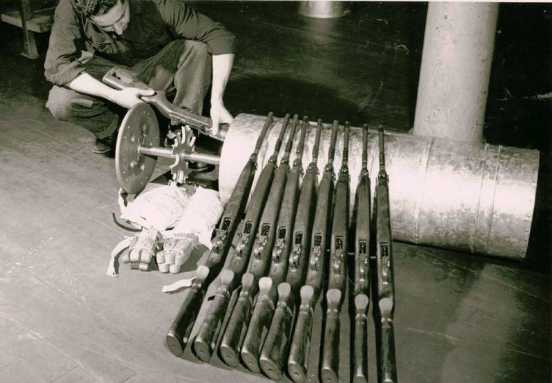 Пулемёт в консервной банке. Контейнеры длительного хранения от Спрингфилдского арсенала оружие