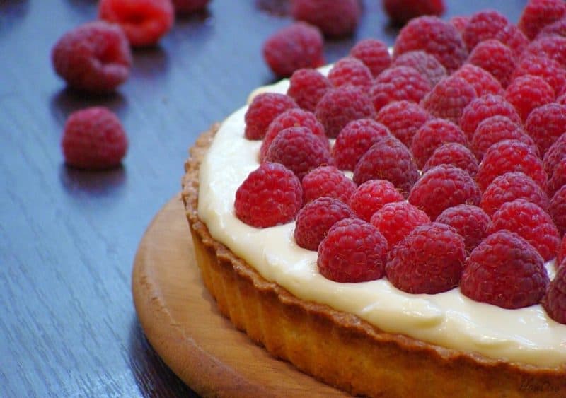 Малиновый пирог. Восхитительный десерт с нежным вкусом 12