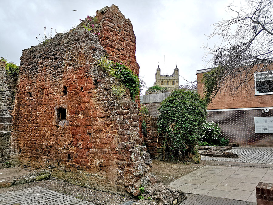 Город Эксетер (Exeter) — главный город английского графства Девоншир авиатур