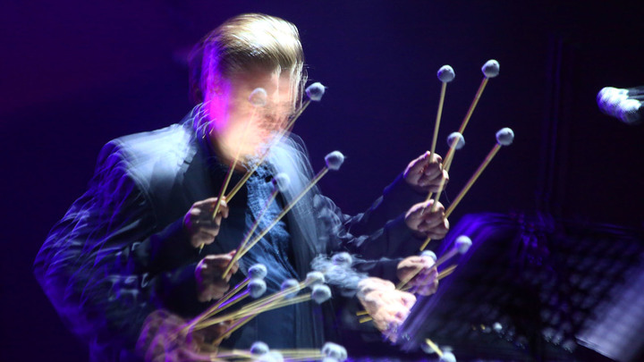 Смешнее еврейских анекдотов: Предвыборные программы губернаторов