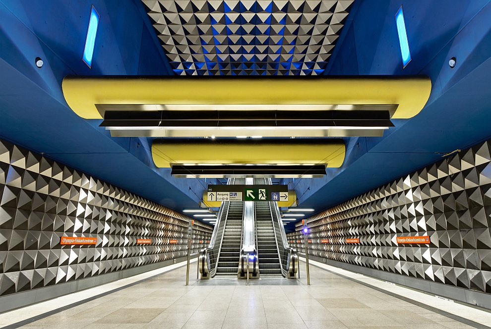 Станции метров. Мюнхен u-Bahn. Мюнхен метро Marienplatz. Станция метро Мариенплац. Станция метро Мариенплац, Мюнхен, Германия.