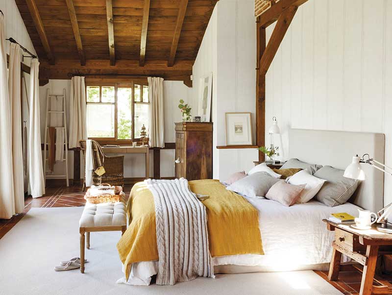 Спальня с собственной террасой: 10 прекрасных примеров интерьер и дизайн,Испания,лето,спальня,терраса
