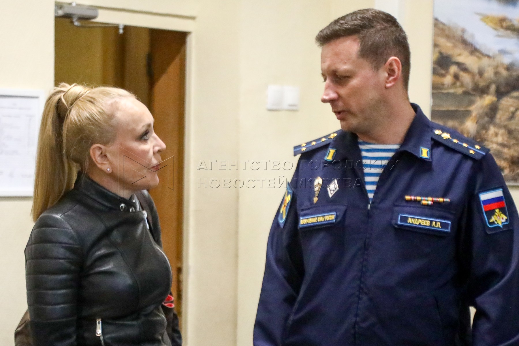 "Саша жив! 1 км до своих! Отправили за ним шестерых - все погибли". Почему Кормухина убрала этот пост - похожая новость на Toplenta