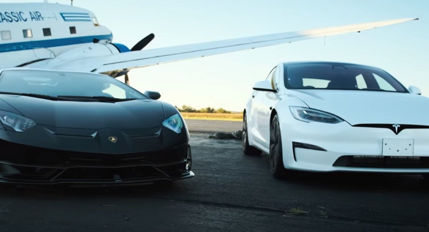 Драг-рейсинг: Самая мощная Tesla или суперкар Lamborghini? Автомобили
