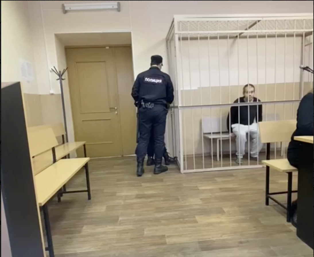 Застрелил мигранта