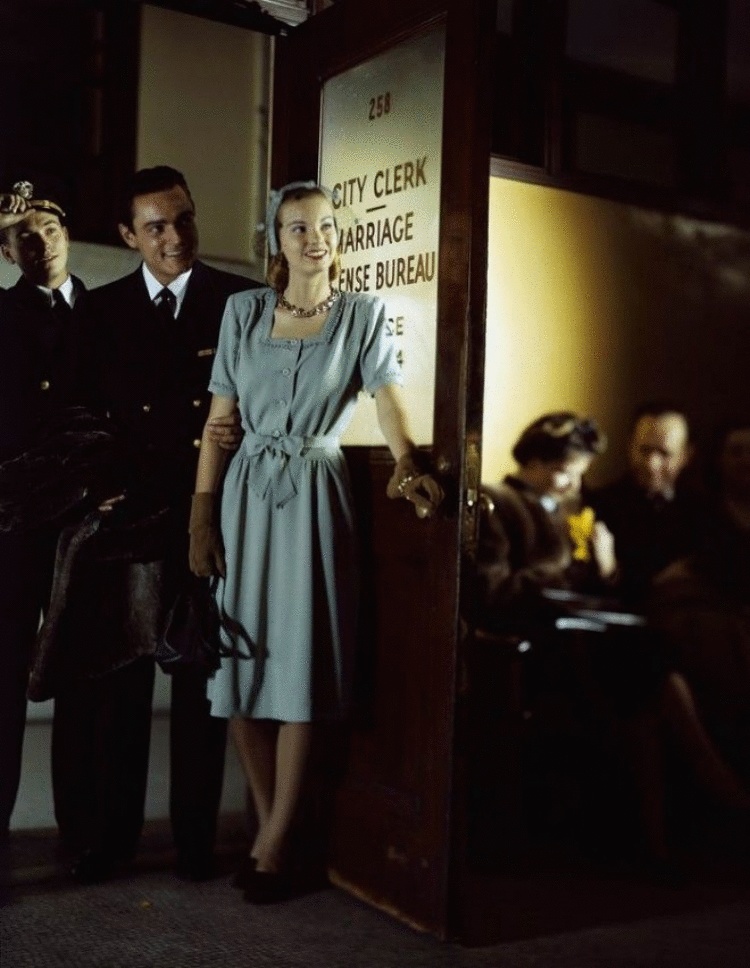 Гламурные 40-е в цвете и отличном качестве 