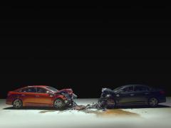 Организация IIHS поставила экомобилям «четверки»