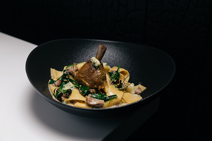 Домашние папарделе с утиной ножкой конфи