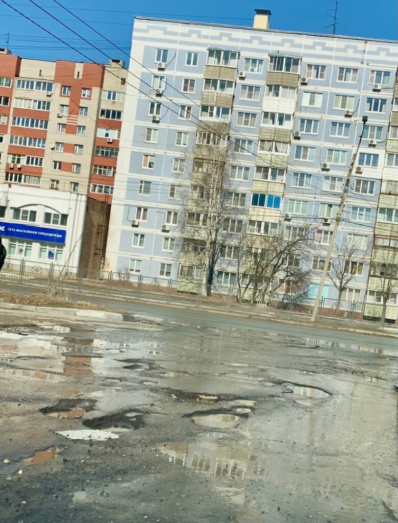 Жители Дашково-Песочни просят отремонтировать дорогу