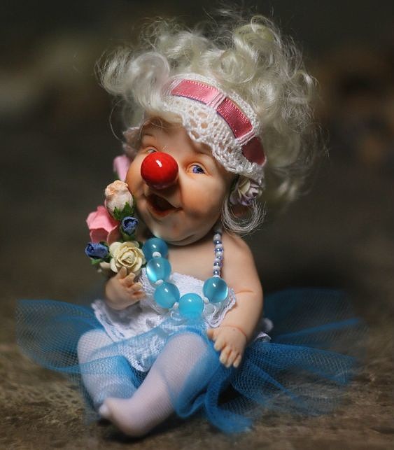 Удивительные и неповторимые куклы получаются у мастера Елены Кириленко.