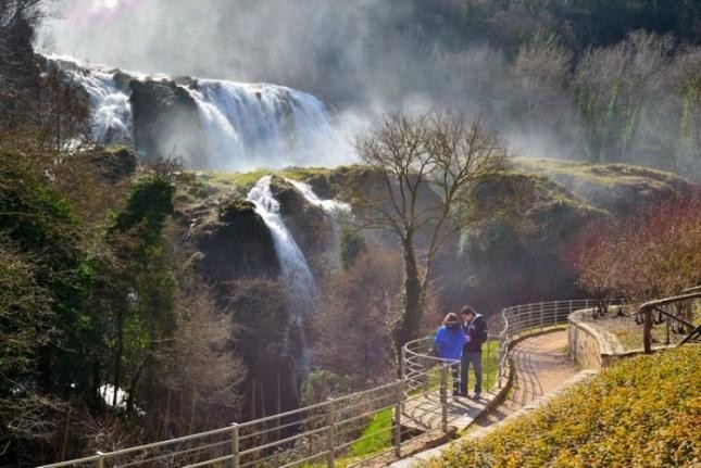 «Зелёное сердце» и мраморный водопад в Италии Мраморный водопад, города и страны, италия