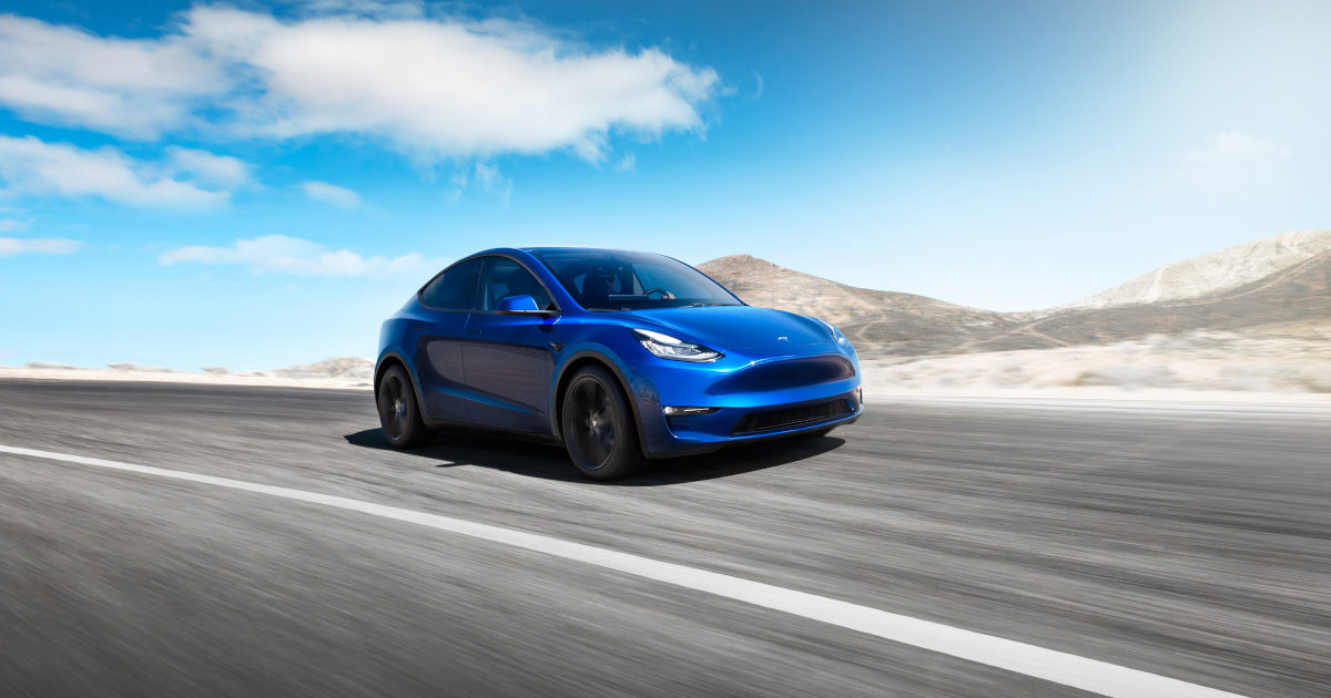 Кроссовер Tesla Model Y оценили в рублях Tesla Model Y,продажи в России